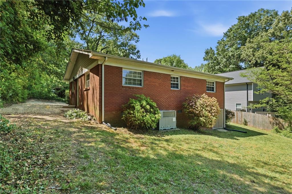 153 American Avenue Property Photo 6