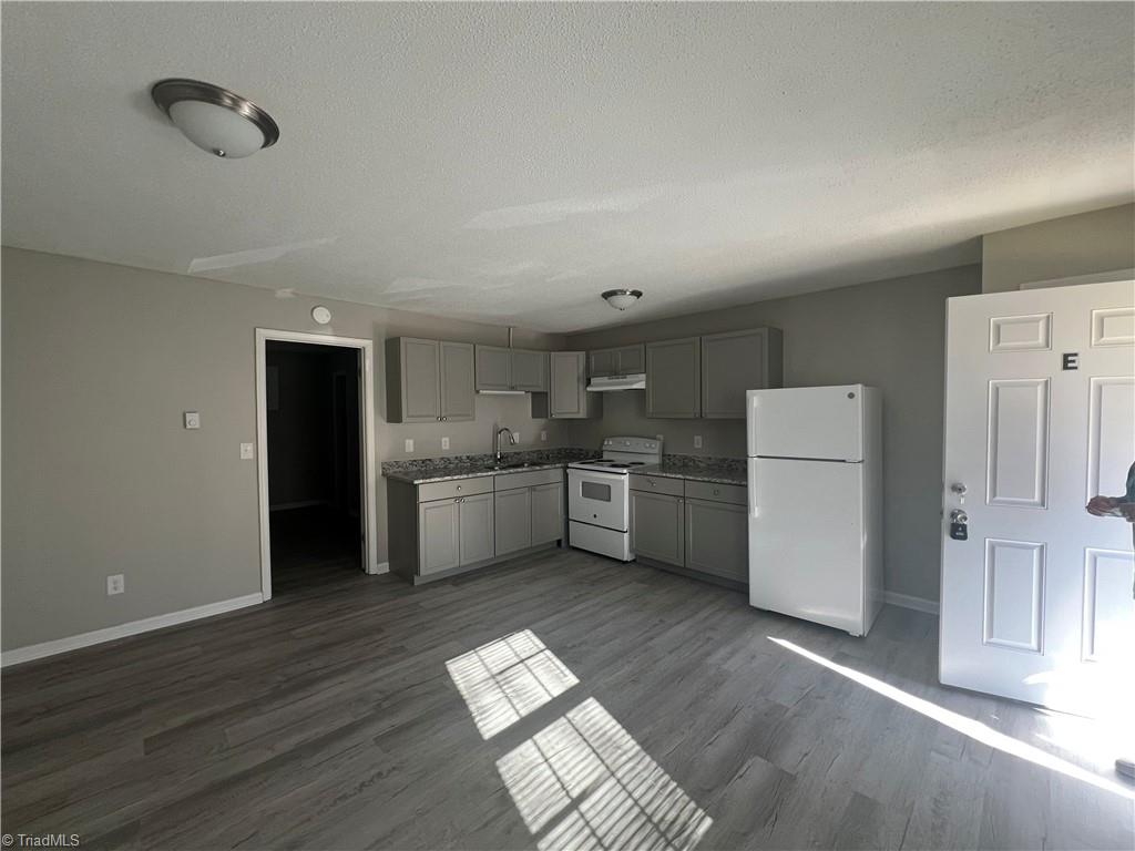 1955 Property Photo 3