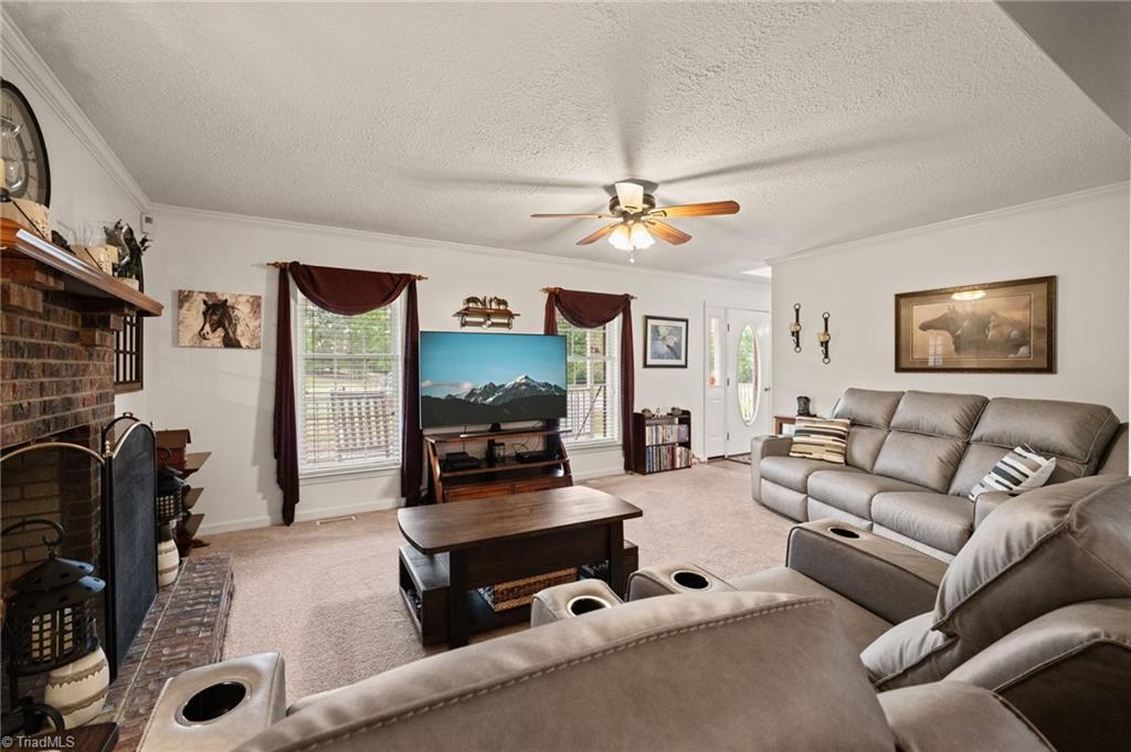 296 Cothran Hicks Road Property Photo 7