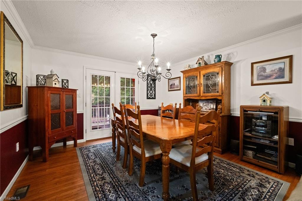 296 Cothran Hicks Road Property Photo 9