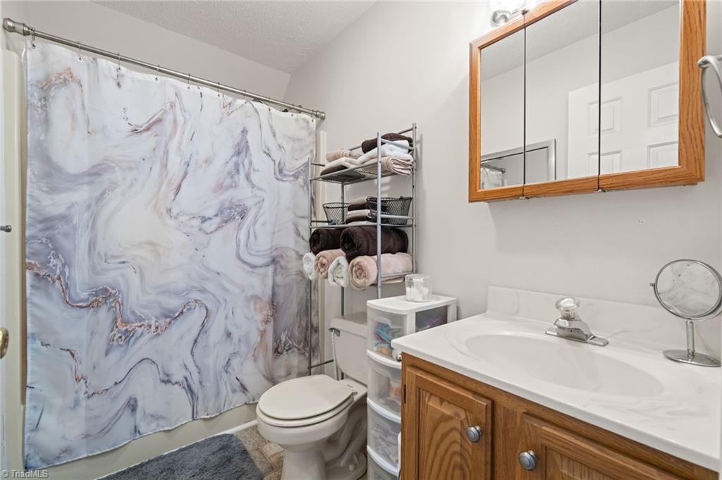 296 Cothran Hicks Road Property Photo 25