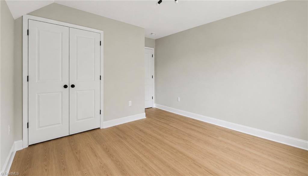 217 Lansdowne Street Property Photo 25