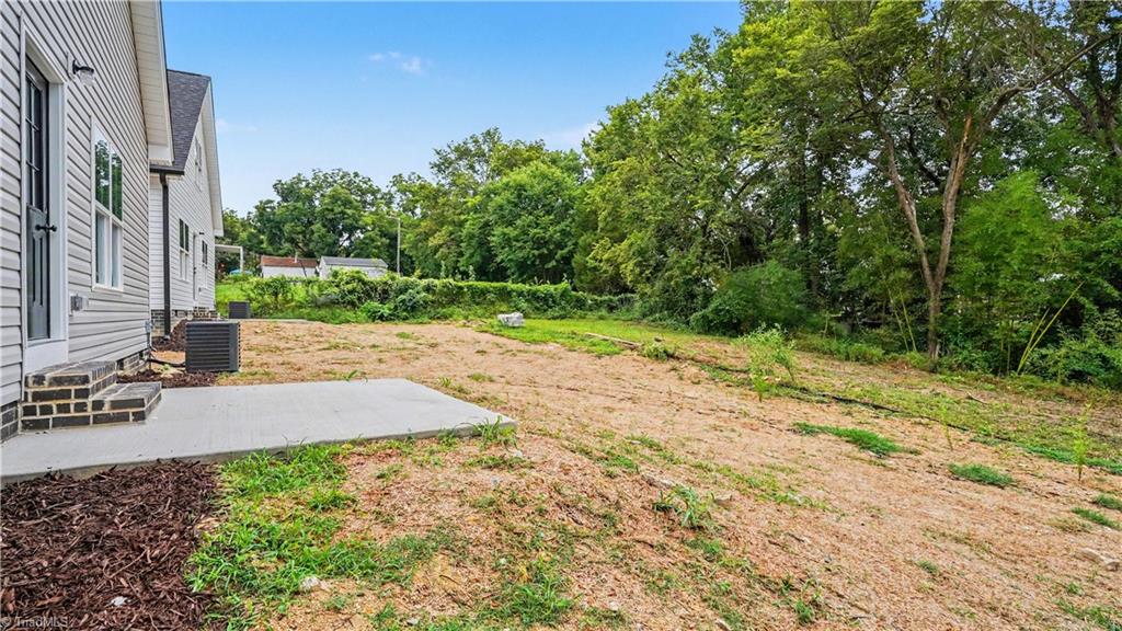 217 Lansdowne Street Property Photo 31