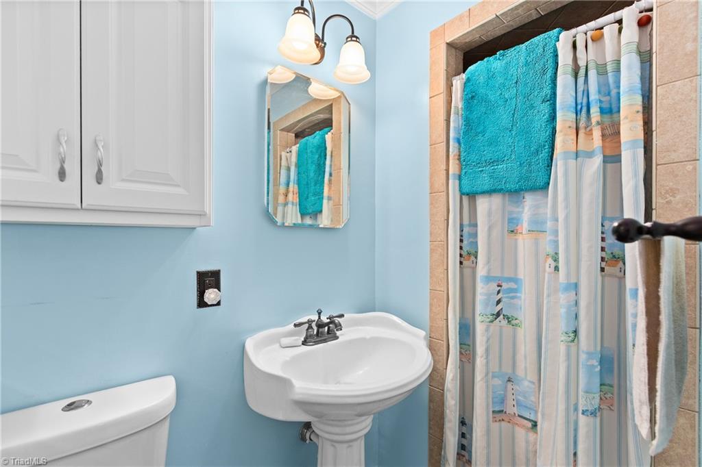 1129 Ziglar Road Property Photo 9