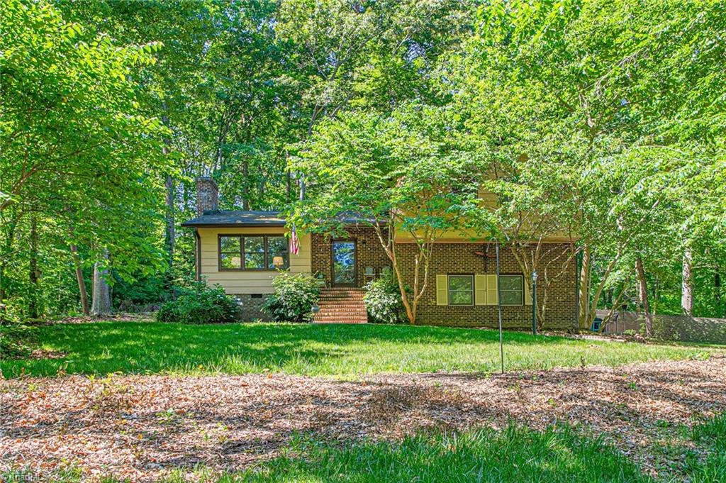 1832 Travis Lane Property Photo 1