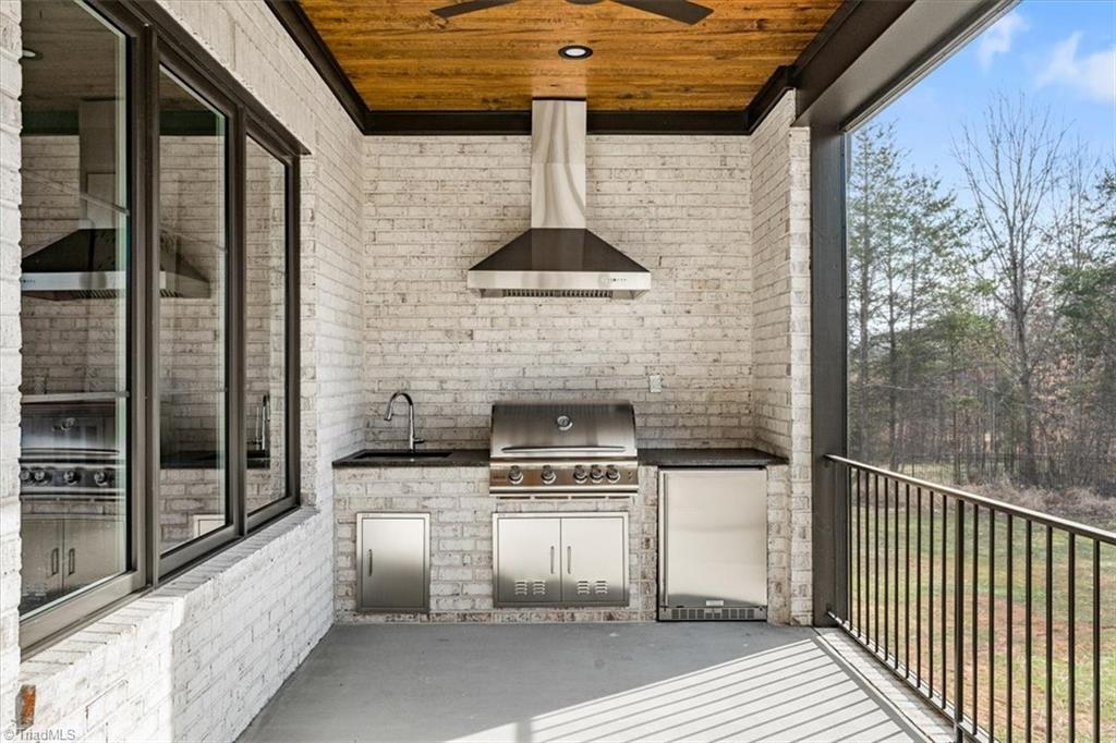 7539 Shadow Creek Drive Property Photo 48