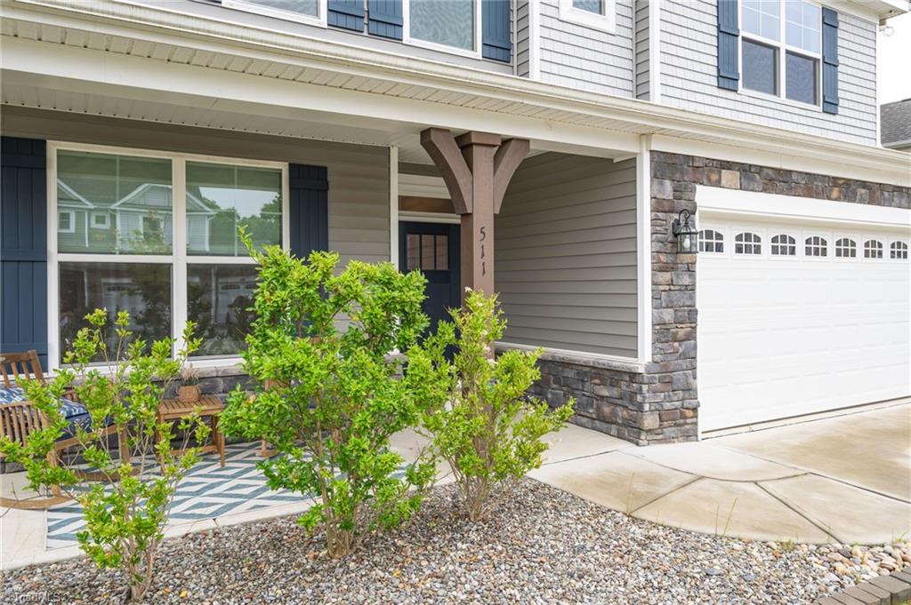 511 Brycewood Drive Property Photo 3