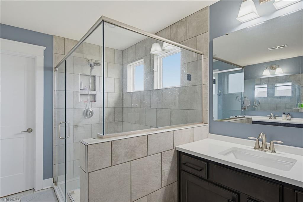 511 Brycewood Drive Property Photo 26