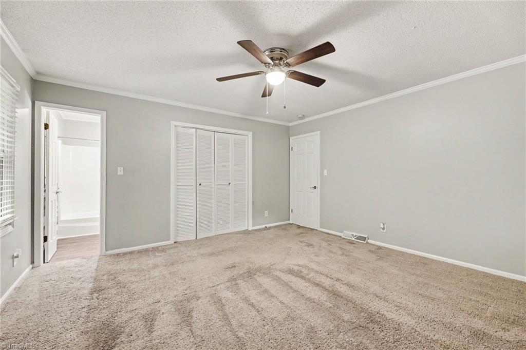5021 Eastwin Drive Property Photo 19