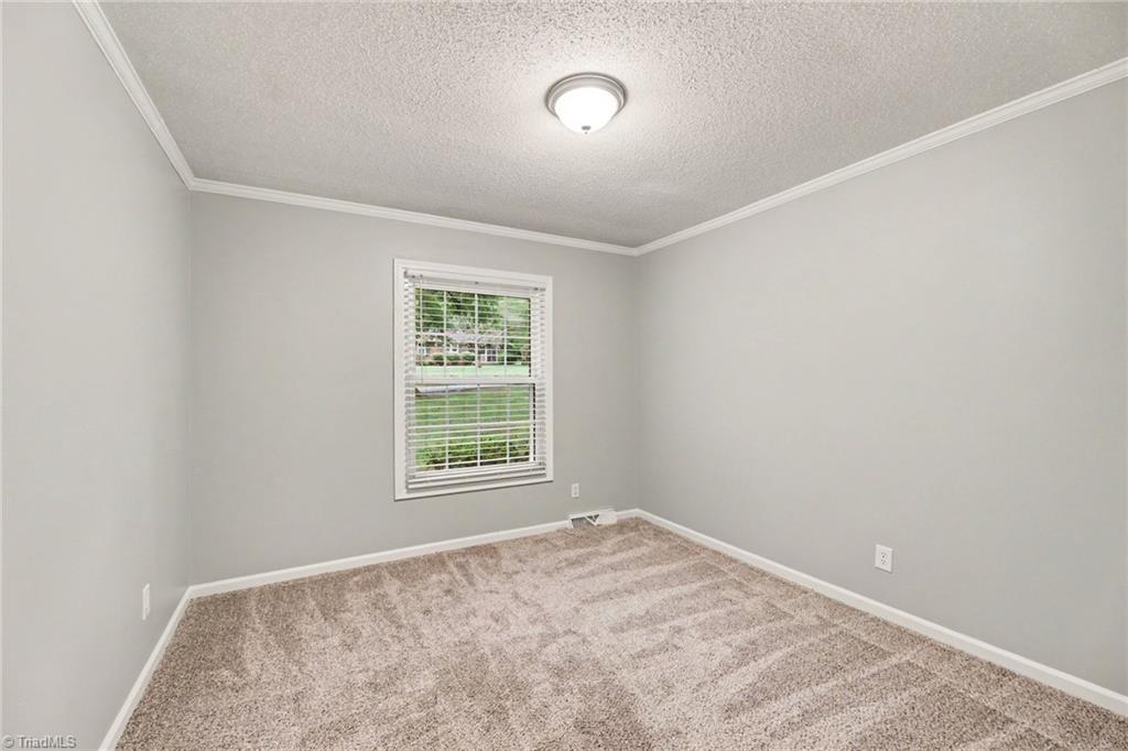 5021 Eastwin Drive Property Photo 21