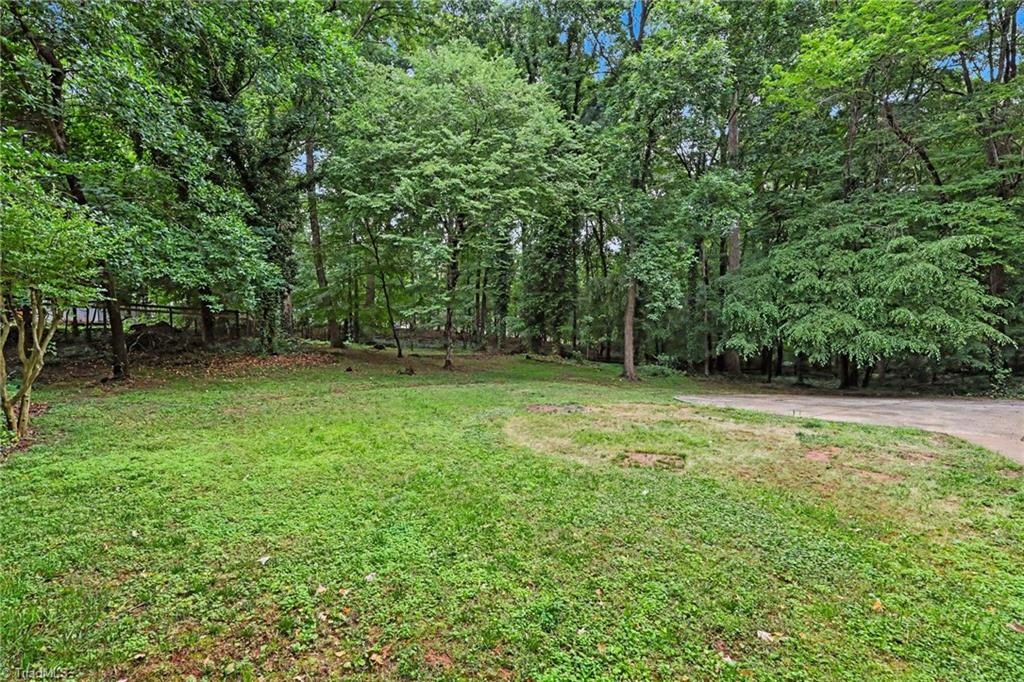 5021 Eastwin Drive Property Photo 33