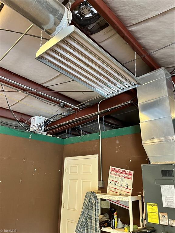 520 Commercial Boulevard Property Photo 18