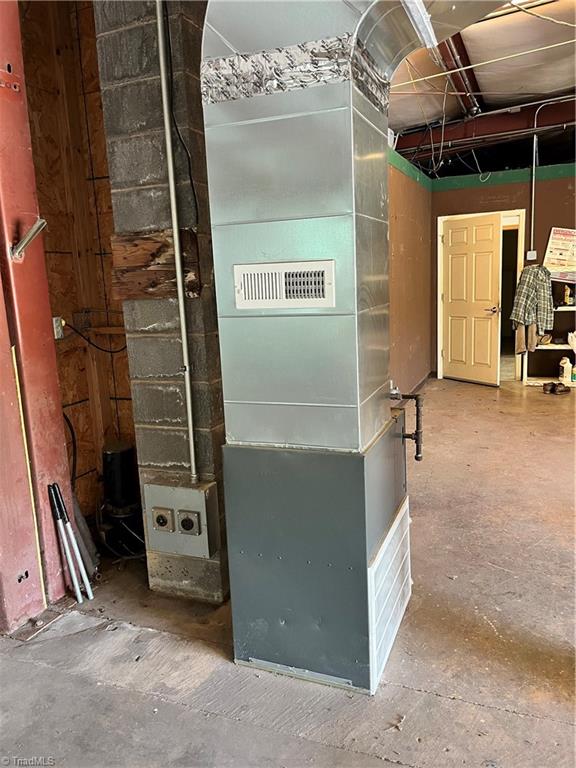 520 Commercial Boulevard Property Photo 22