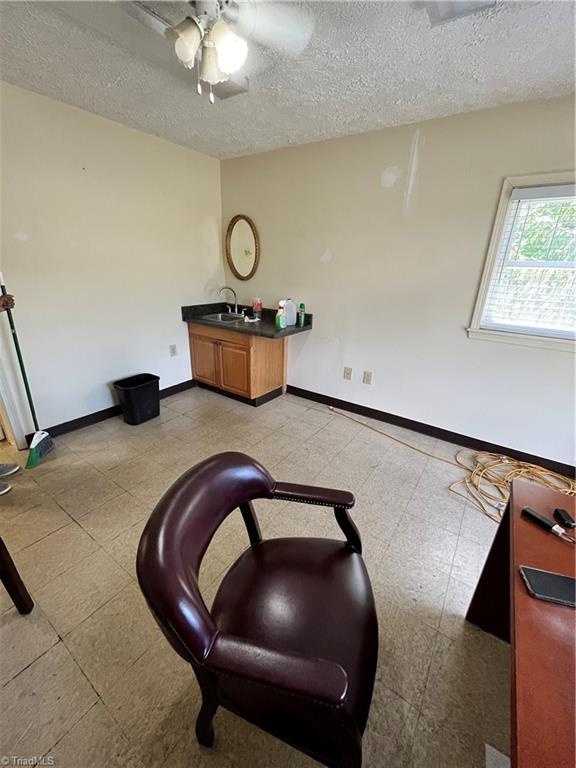 520 Commercial Boulevard Property Photo 26