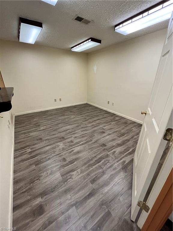 520 Commercial Boulevard Property Photo 29