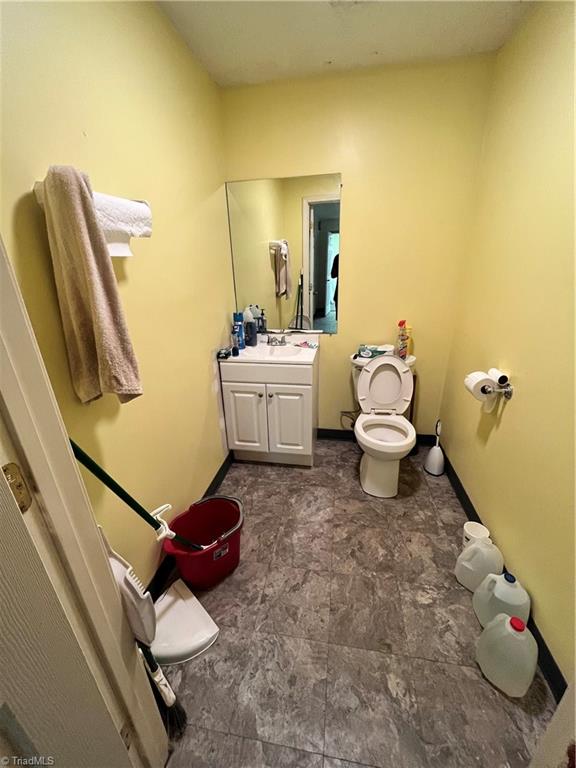 520 Commercial Boulevard Property Photo 31