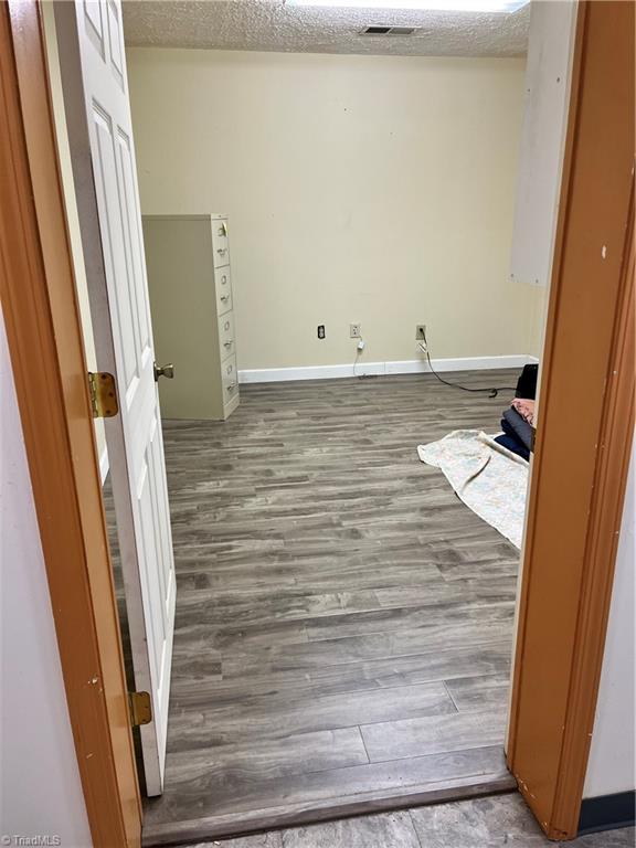 520 Commercial Boulevard Property Photo 34