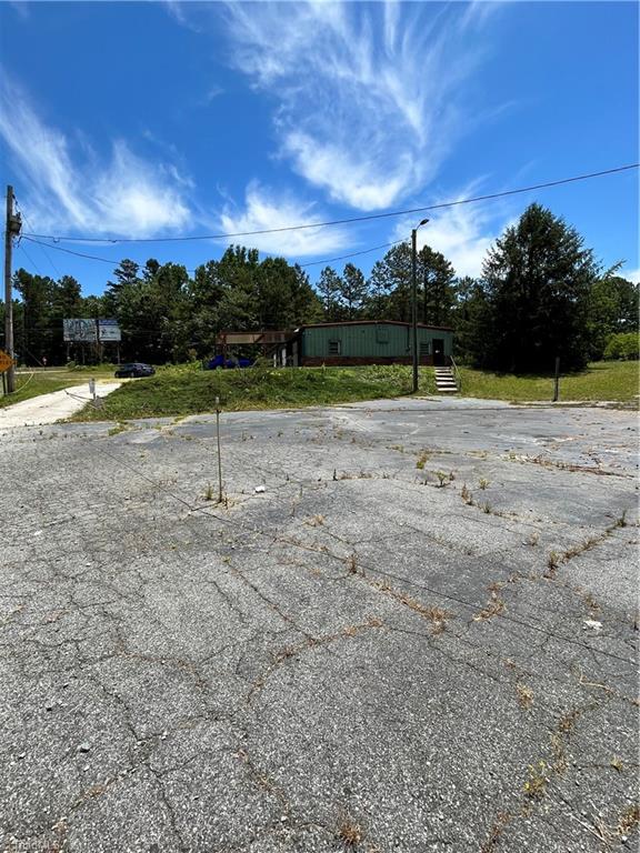 520 Commercial Boulevard Property Photo 39