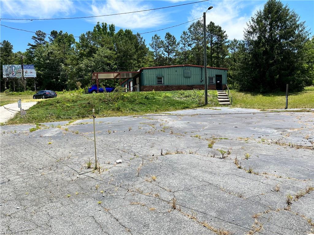 520 Commercial Boulevard Property Photo 41