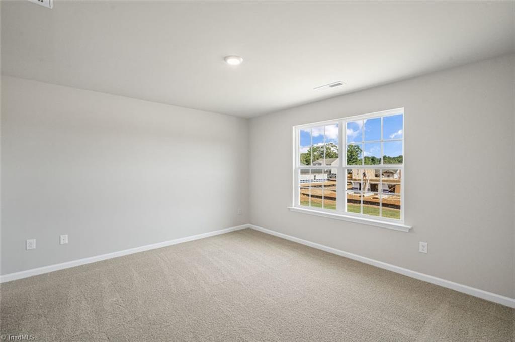134 Greenbrier Way Property Photo 8