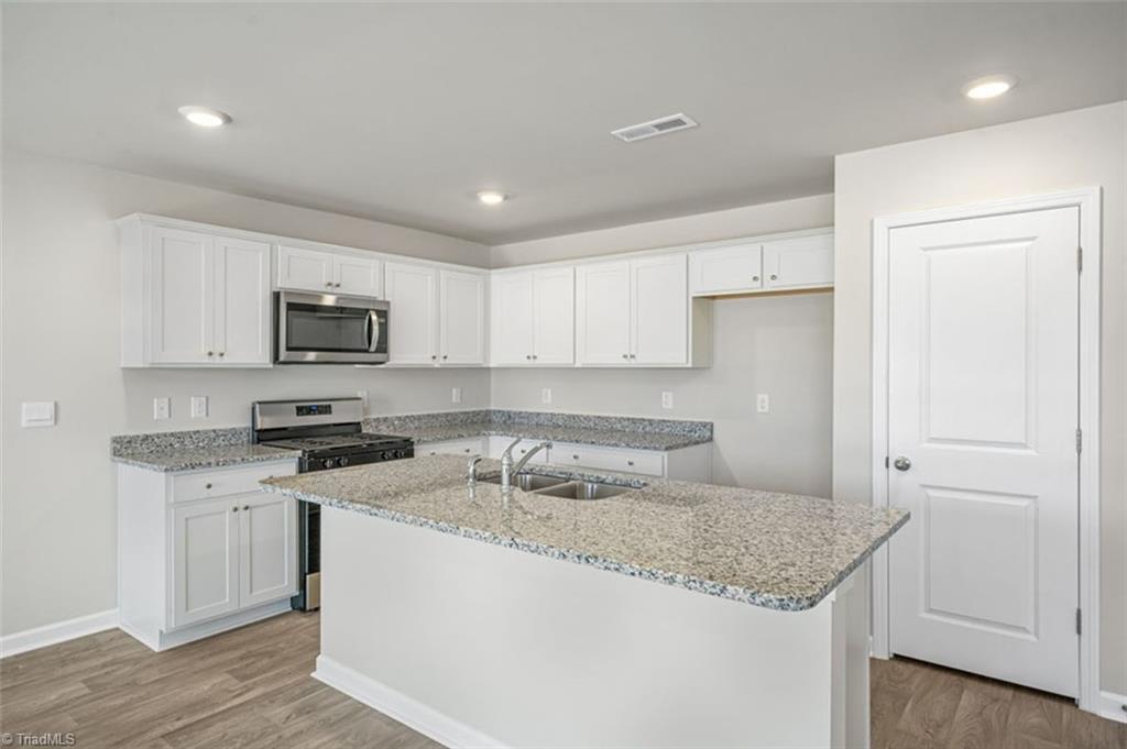 134 Greenbrier Way Property Photo 14