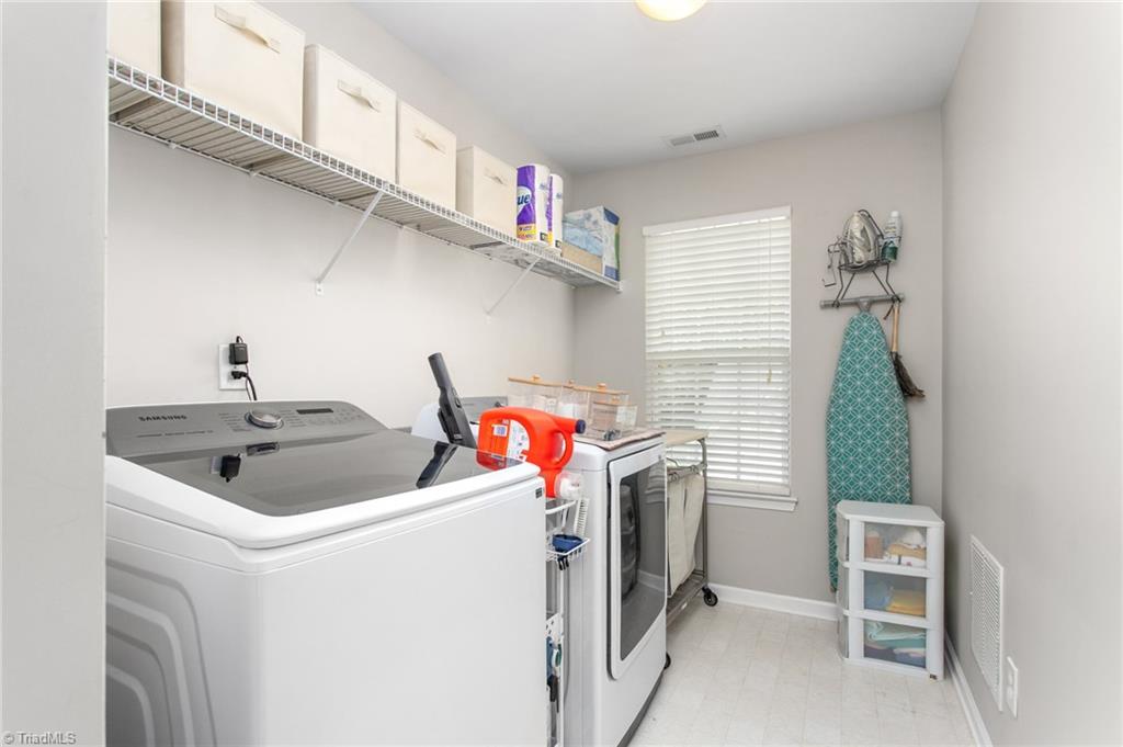 4164 Shadetree Drive Property Photo 22