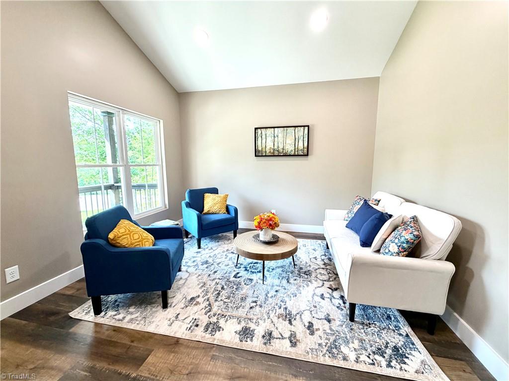 128 Arrowood Lane Property Photo 4