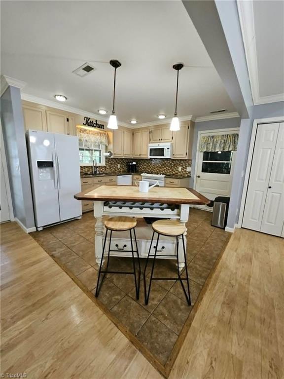 214 Mountainbrook Drive Property Photo 18
