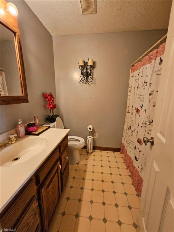 214 Mountainbrook Drive Property Photo 25