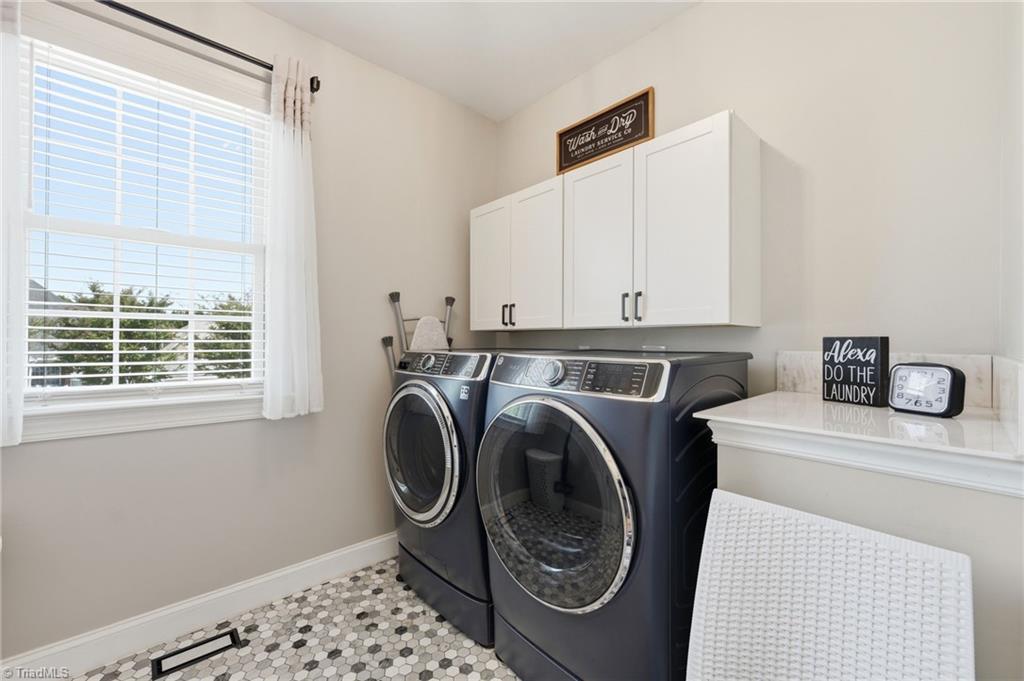 3356 Winston Drive Property Photo 25