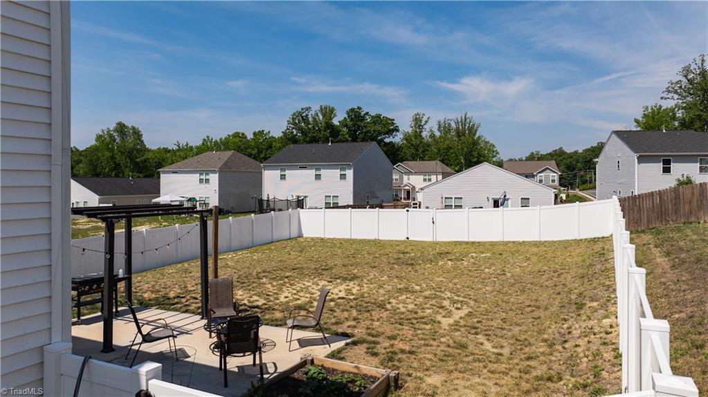 3721 Streamside Drive Property Photo 28