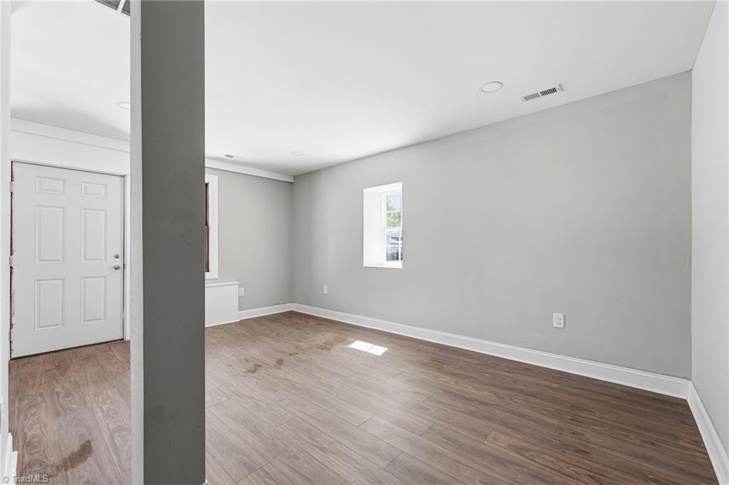 125 The Boulevard Property Photo 9