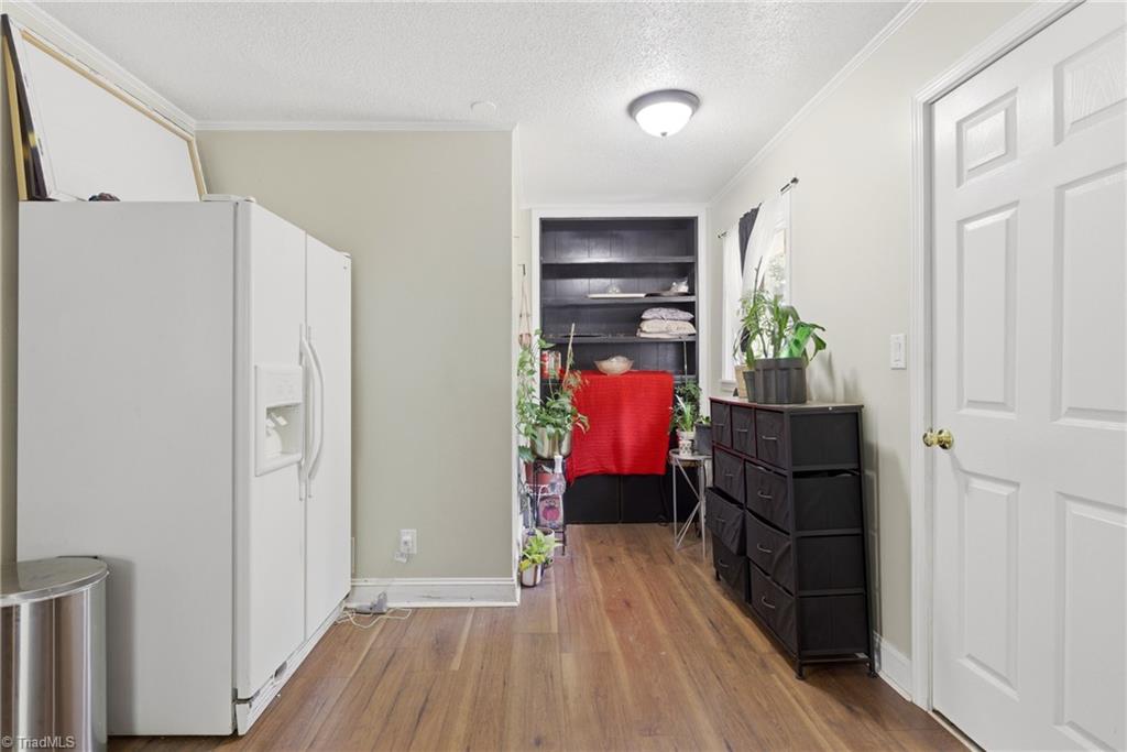 1608 E Cone Boulevard Property Photo 8