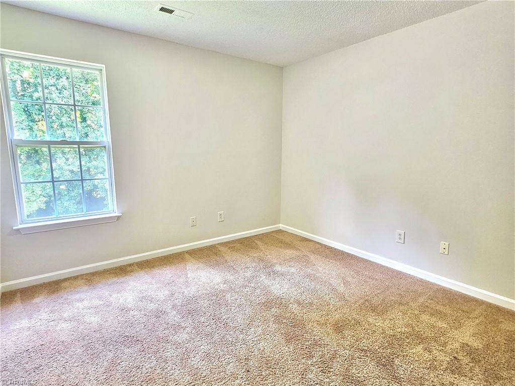 5715 River Glen Drive Property Photo 15