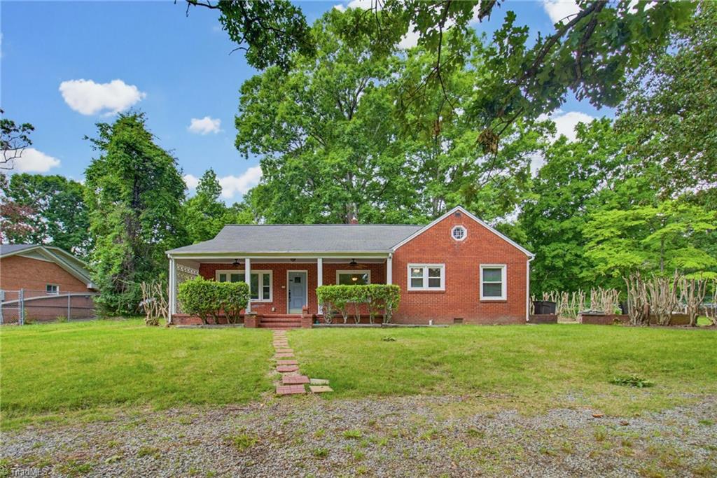 319 Dogwood Circle Property Photo