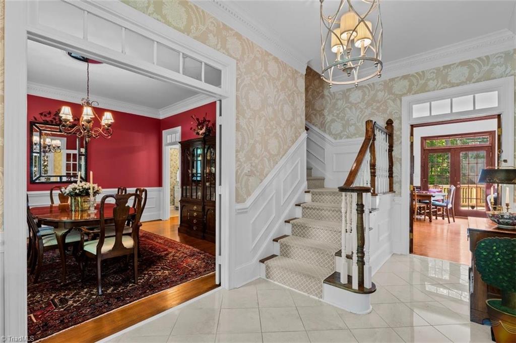 3811 Meredith Drive Property Photo 3