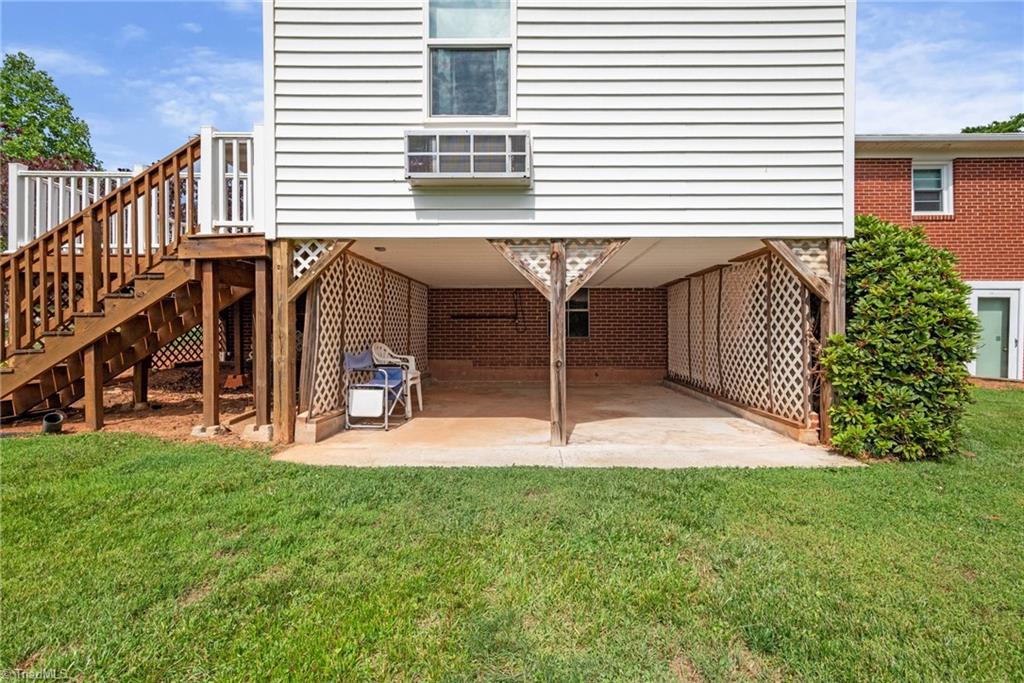 243 Farmingdale Avenue Property Photo 35