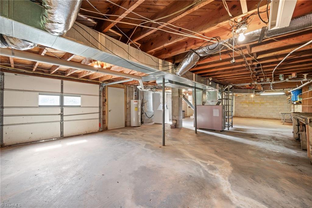 243 Farmingdale Avenue Property Photo 47