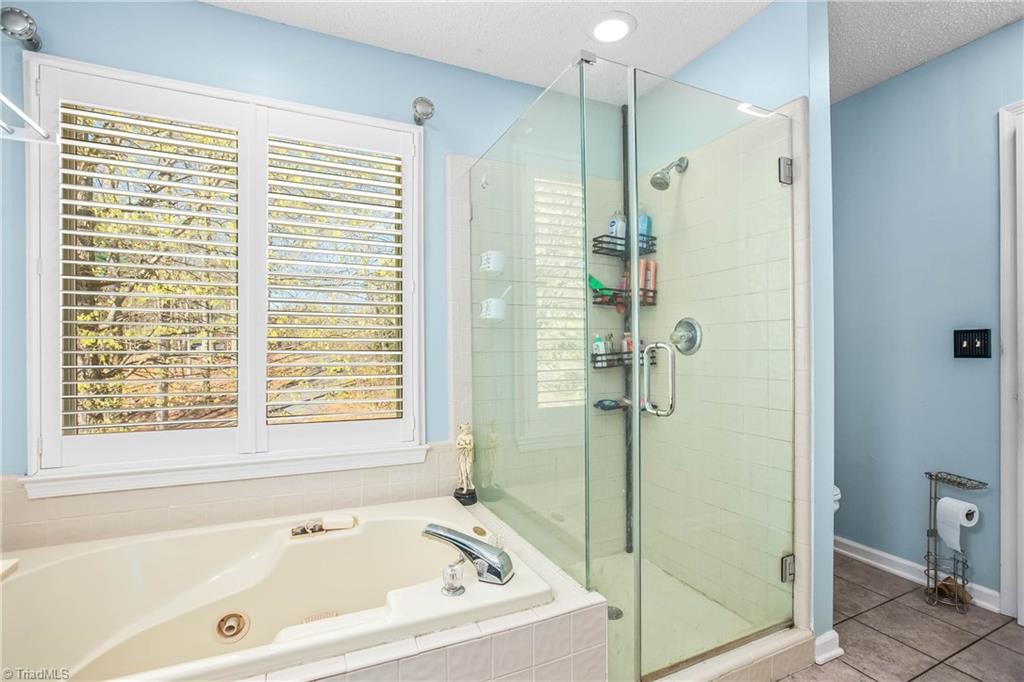 4104 Moss Brook Drive Property Photo 14