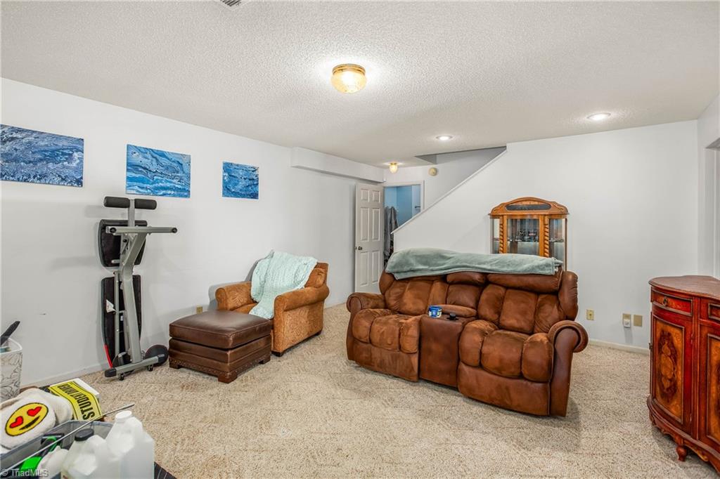 4104 Moss Brook Drive Property Photo 17
