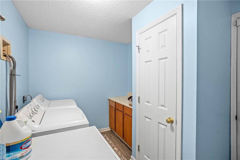 4104 Moss Brook Drive Property Photo 22