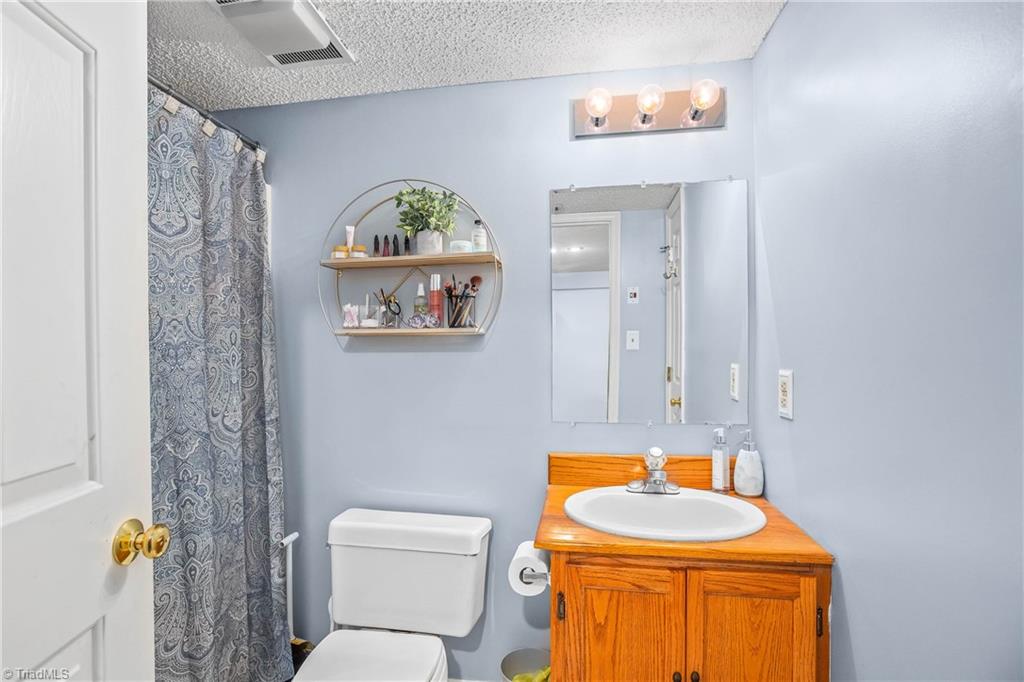 4104 Moss Brook Drive Property Photo 23