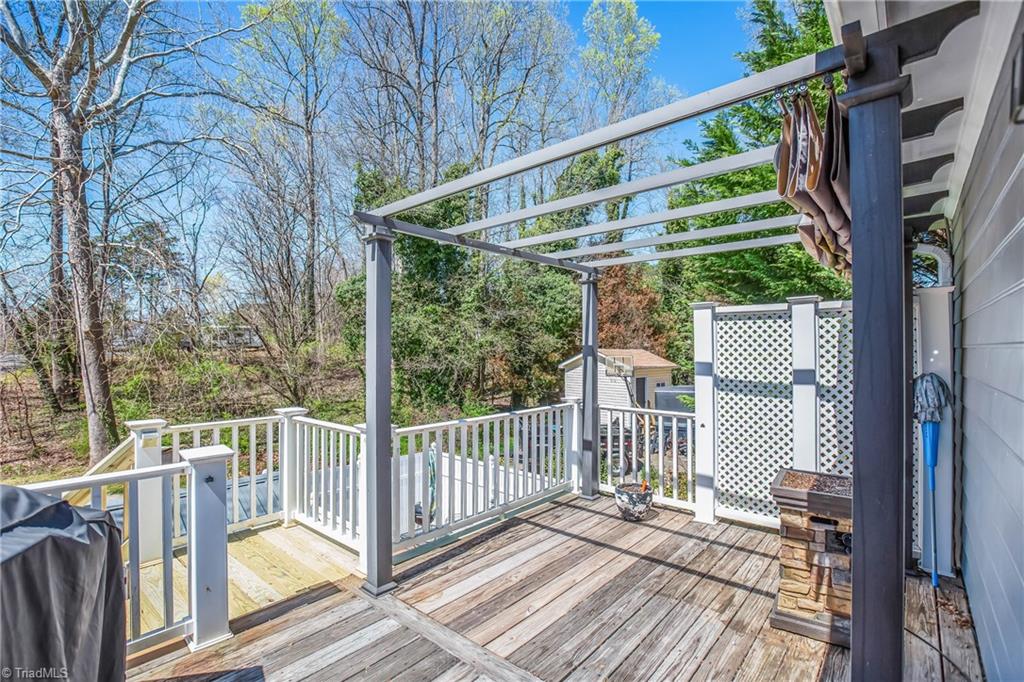 4104 Moss Brook Drive Property Photo 26