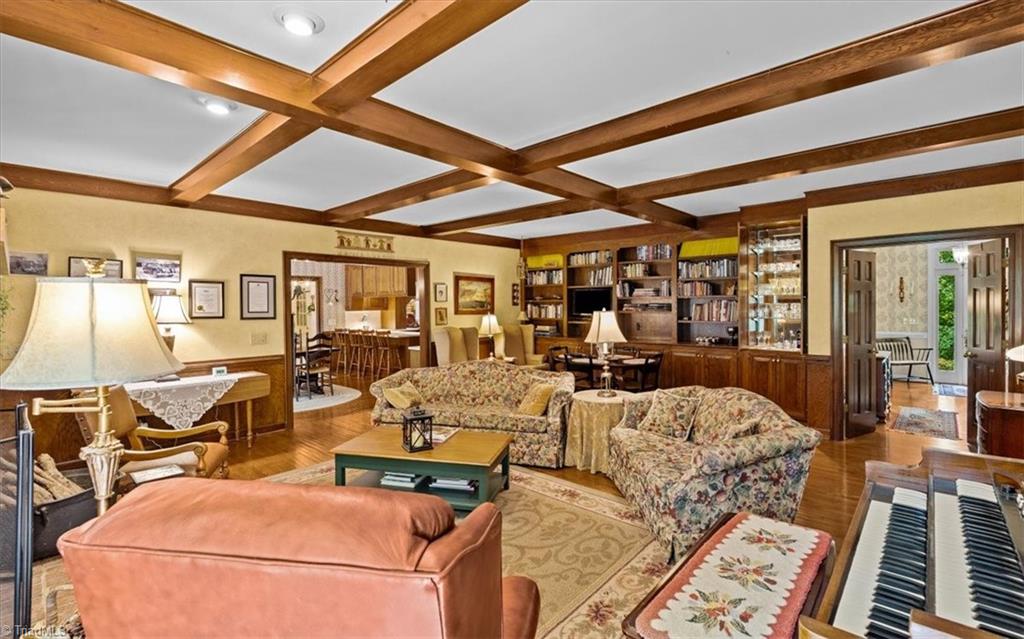 5511 Wallace Drive Property Photo 27