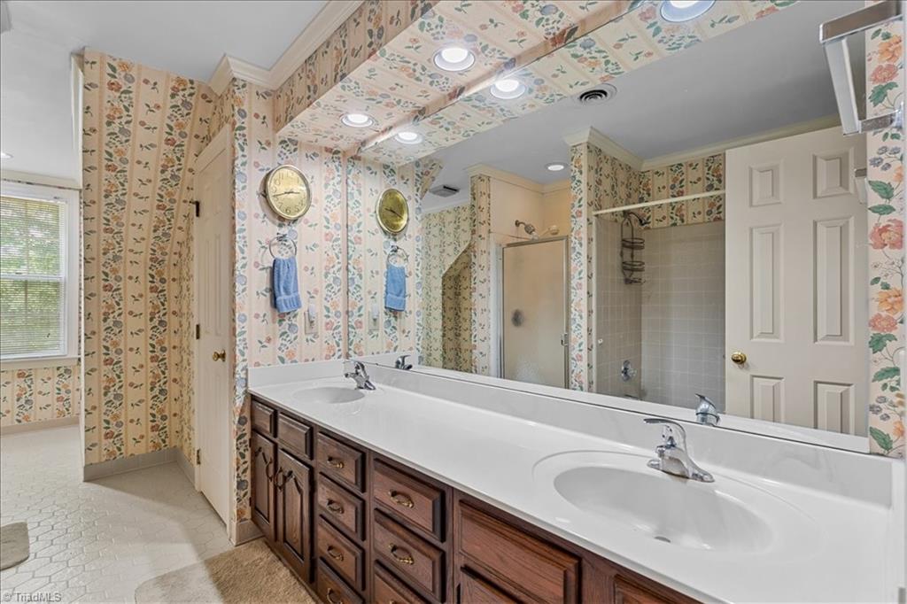 5511 Wallace Drive Property Photo 47