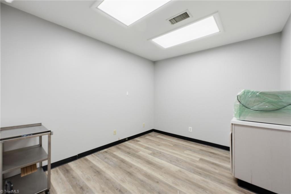 2425 Randleman Road Property Photo 19