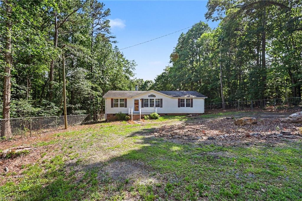 194 Pinehaven Drive Property Photo 4