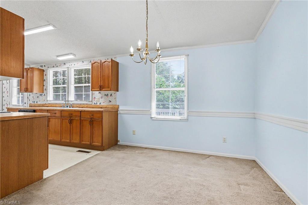 194 Pinehaven Drive Property Photo 10