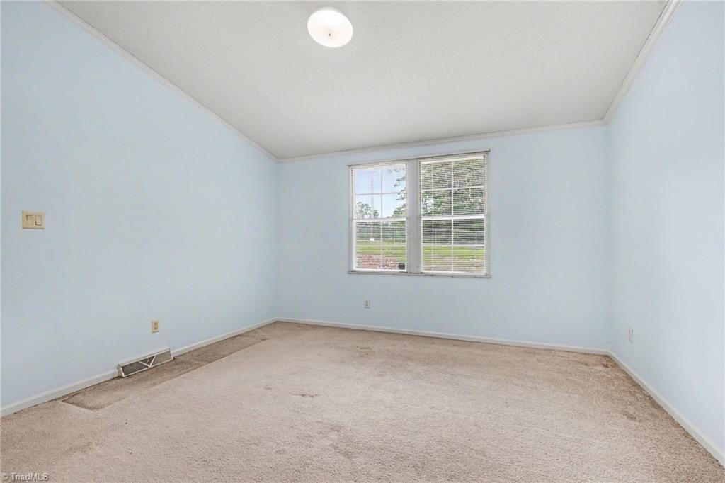 194 Pinehaven Drive Property Photo 15