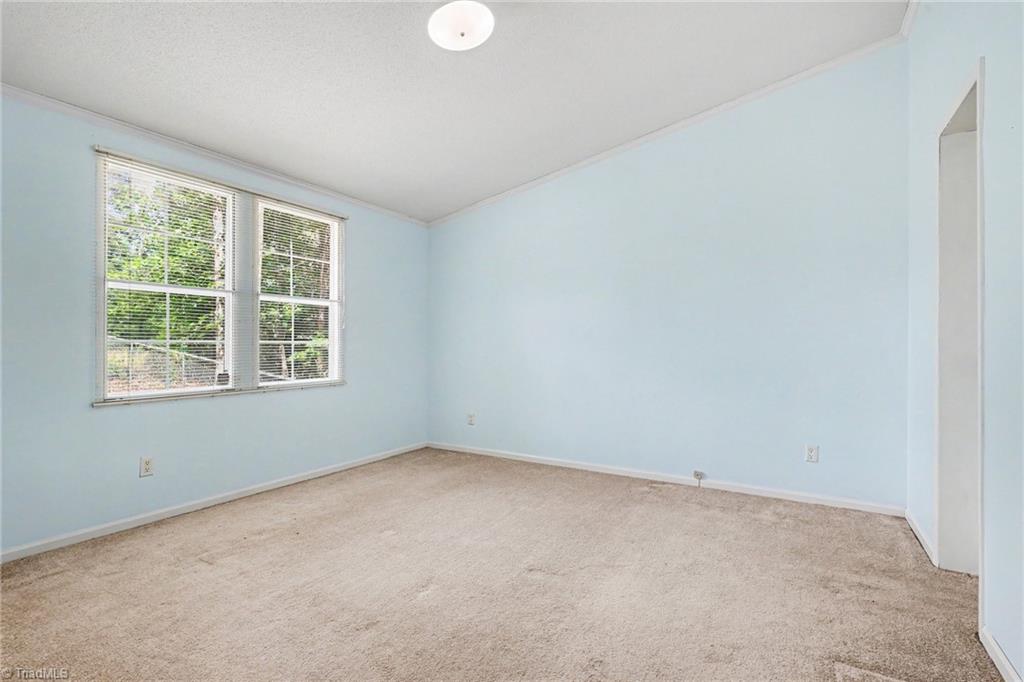 194 Pinehaven Drive Property Photo 16
